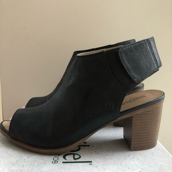 Josef Seibel
Bonnie 09 (Black) - Picture 6 of 8